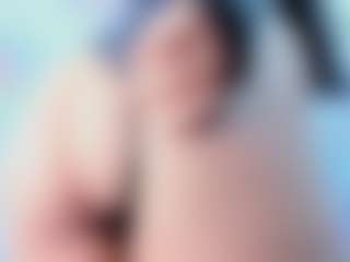 Bella's Live Sex Cam Show