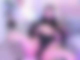 Bella's Live Sex Cam Show