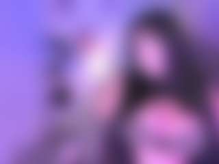 Bella's Live Sex Cam Show