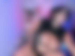 Bella's Live Sex Cam Show
