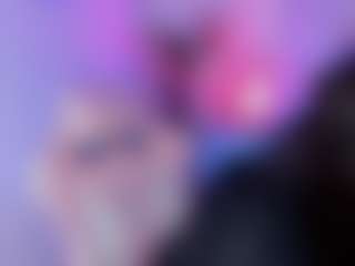 Bella's Live Sex Cam Show