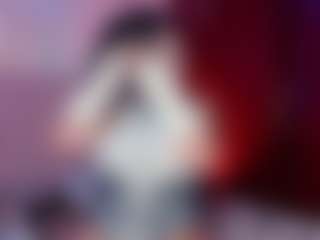 Bella's Live Sex Cam Show