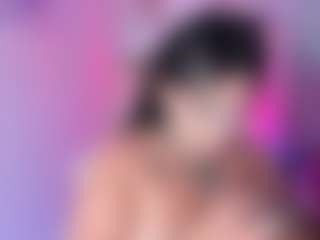 Bella's Live Sex Cam Show