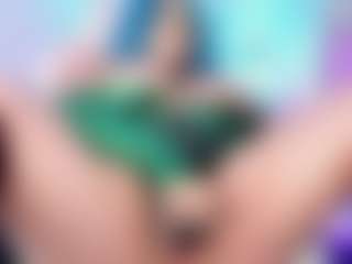 Bella's Live Sex Cam Show