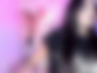 Bella's Live Sex Cam Show