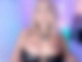 Live cam show with Bella - Teen (18+) on livesuperchat.net