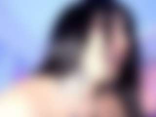 Bella's Live Sex Cam Show