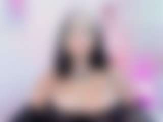 Bella's Live Sex Cam Show