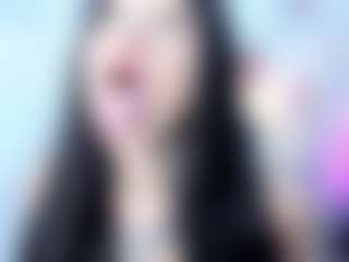 Bella's Live Sex Cam Show