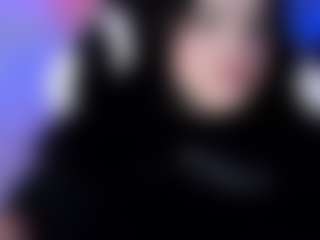 Bella's Live Sex Cam Show