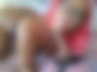 Emmie's Live Sex Cam Show