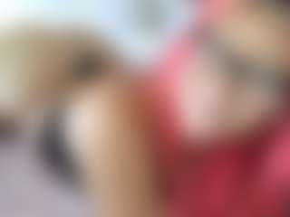 Emmie's Live Sex Cam Show