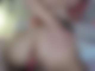 Emmie's Live Sex Cam Show