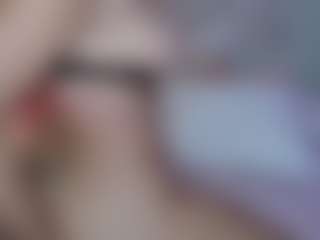Emmie's Live Sex Cam Show