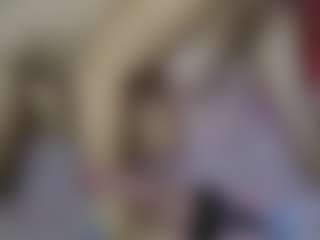 Emmie's Live Sex Cam Show