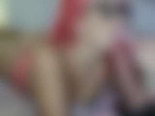 Emmie's Live Sex Cam Show