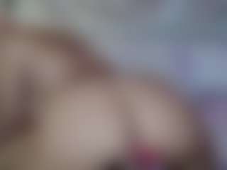 Emmie's Live Sex Cam Show