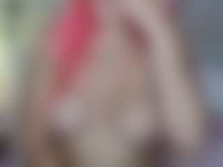 Emmie's Live Sex Cam Show