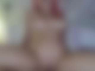 Emmie's Live Sex Cam Show