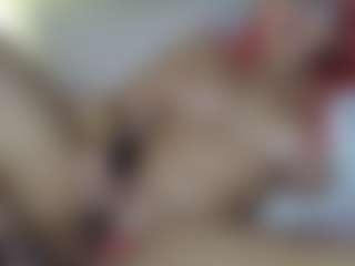 Emmie's Live Sex Cam Show