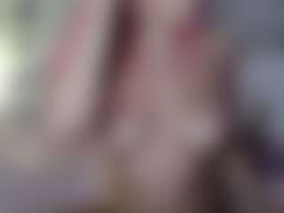 Emmie's Live Sex Cam Show