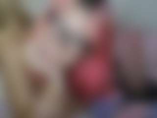 Emmie's Live Sex Cam Show