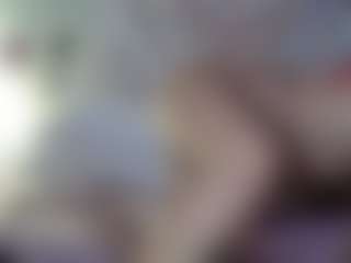 Emmie's Live Sex Cam Show