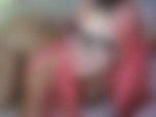 Emmie's Live Sex Cam Show