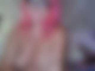 Emmie's Live Sex Cam Show