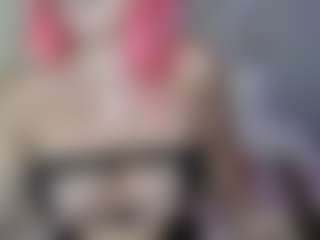 Emmie's Live Sex Cam Show
