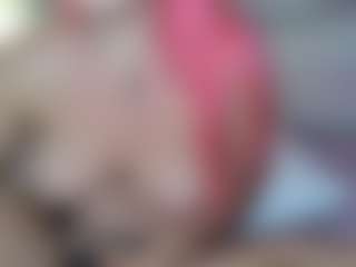 Live cam show with Emmie - Big Tits on mypornchat.com