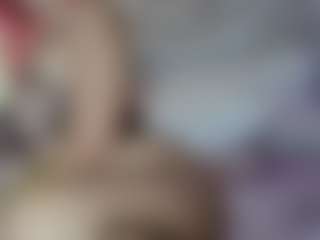 Emmie's Live Sex Cam Show