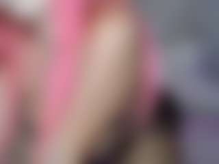 Emmie's Live Sex Cam Show
