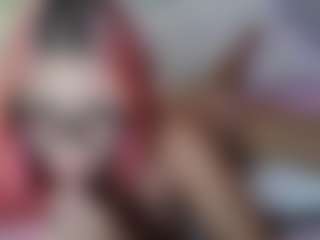 Emmie's Live Sex Cam Show
