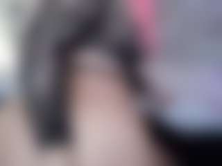 Emmie's Live Sex Cam Show