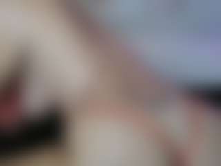Emmie's Live Sex Cam Show