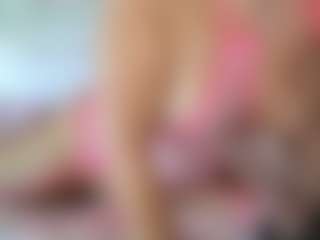 Emmie's Live Sex Cam Show