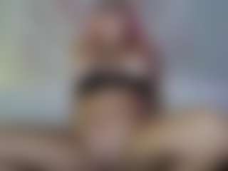 Emmie's Live Sex Cam Show