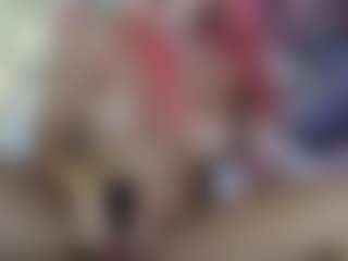 Emmie's Live Sex Cam Show
