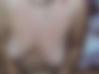 Emmie's Live Sex Cam Show