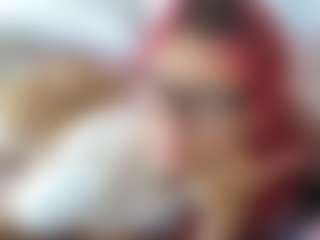 Live cam show with Emmie Ray - White Big Tits on TeamSkeetLive | united states