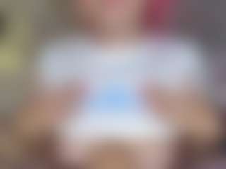 Live cam show with Emmie Ray - Lovense on Soda Cam | united states