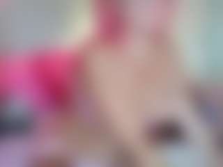 Live cam show with Emmie Ray - Big Tits on xxxlivecams.org