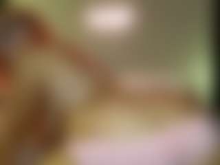 Live cam show with Emmie Ray - Emo on makecum.org