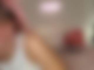 Emmie Ray's Live Sex Cam Show