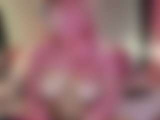 Live cam show with Emmie Ray - Ass Bouncing on SinfulBabes
