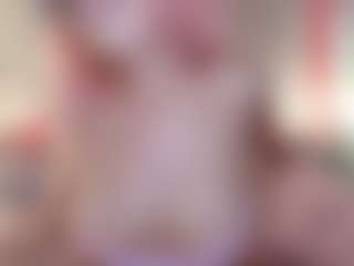 Emmie Ray's Live Sex Cam Show