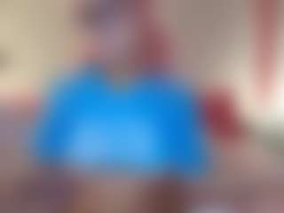 Live cam show with Emmie Ray - Little on Lustler