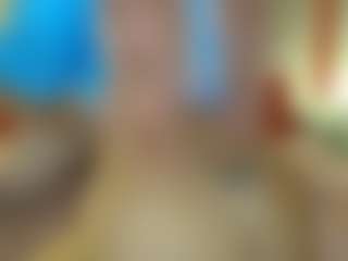Live cam show with Emmie Ray - Lovense on Cam Slut