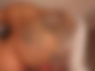 Live cam show with Kali Hill - Blowjob on SquirtSoMuch